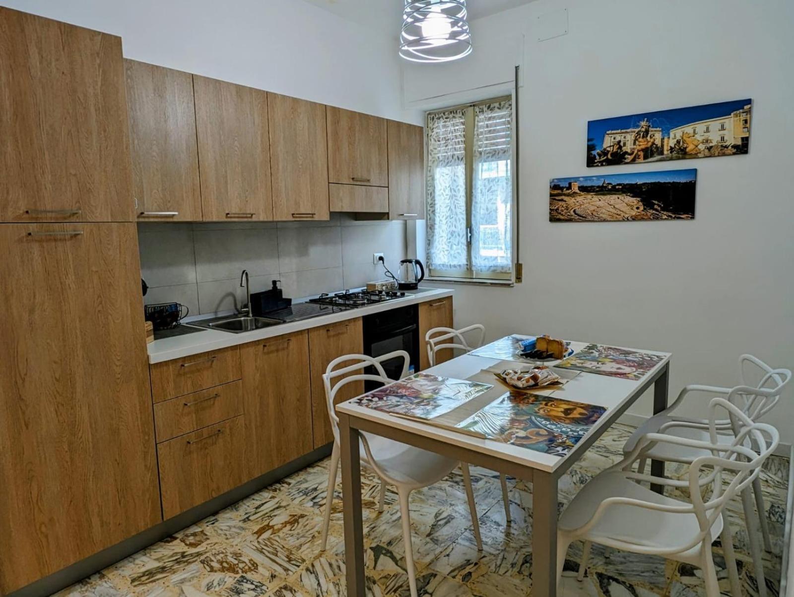 Magi House Apartment Syracuse Exterior foto